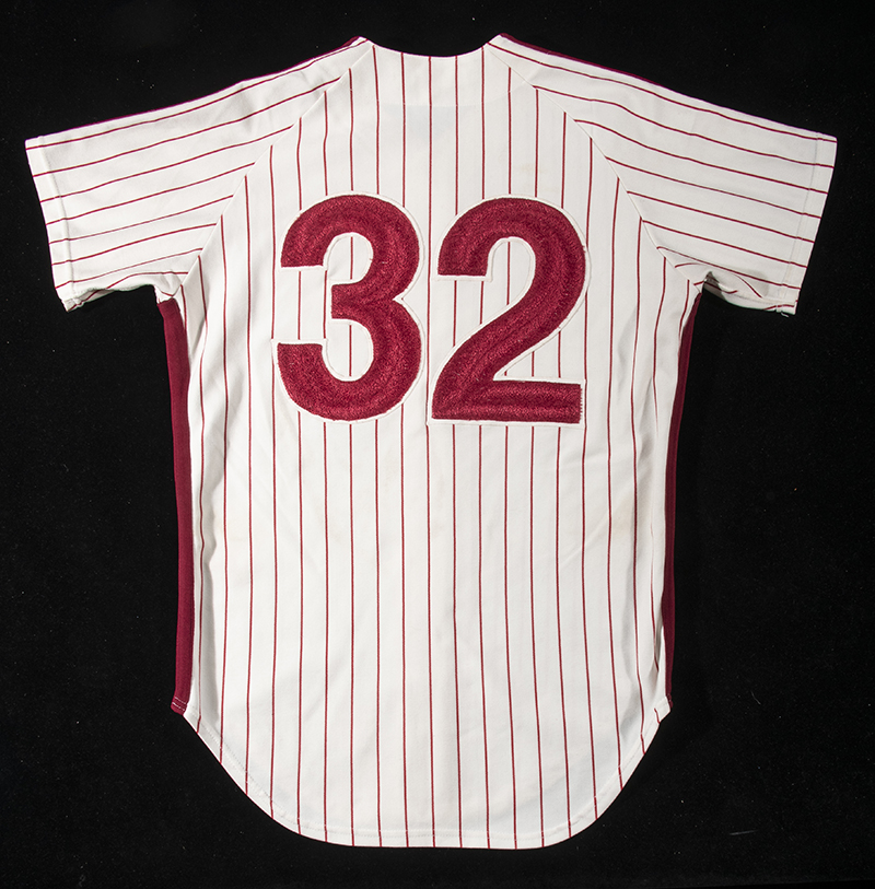 Lot Detail - 1972 STEVE CARLTON (CY YOUNG SEASON) AUTOGRAPHED AND INSCRIBED  PHILADELPHIA PHILLIES GAME WORN HOME UNIFORM (MEARS A10)